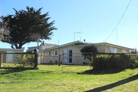 Photo of property in 36 Muapoko Street, Himatangi Beach, Foxton, 4891