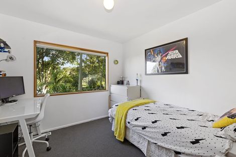 Photo of property in 300 Forest Hill Road, Waiatarua, Auckland, 0612