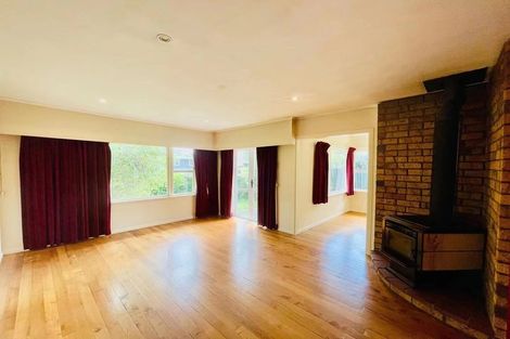 Photo of property in 75 La Trobe Street, Pakuranga Heights, Auckland, 2010