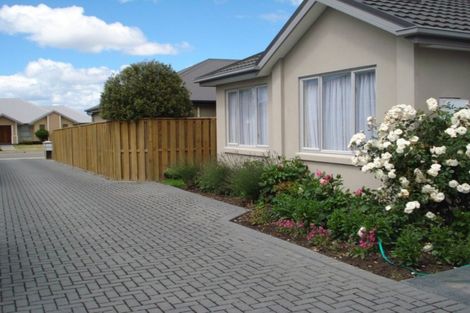 Photo of property in 64 Mahlet Street, Northwood, Christchurch, 8051