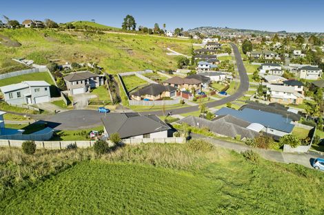 Photo of property in 22a Tokerau Crescent, Pukekohe, 2120
