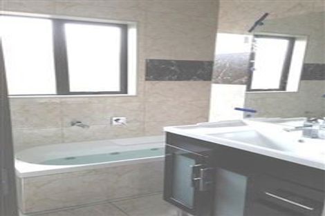 Photo of property in 116a Royal Road, Massey, Auckland, 0614