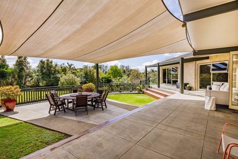 Photo of property in 17 Riddell Road, Kerikeri, 0230