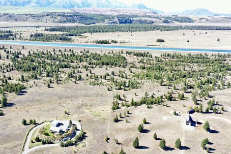 Photo of property in 10 Flanagan Lane, Ben Ohau, Twizel, 7999