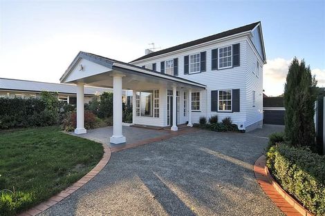 Photo of property in 48 Wai-iti Crescent, Woburn, Lower Hutt, 5010