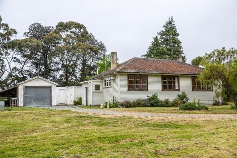 Photo of property in 943 Tora Road, Tora, Martinborough, 5782