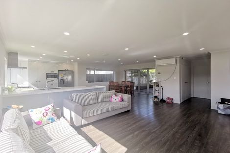 Photo of property in 45 Ellis Avenue, Mount Roskill, Auckland, 1041