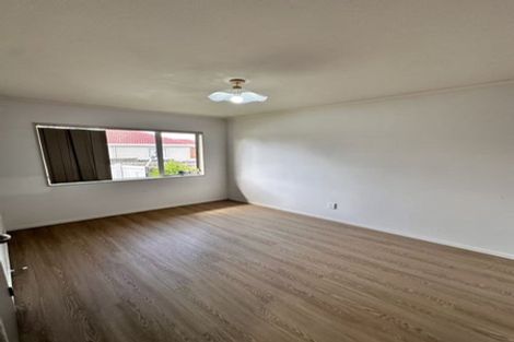 Photo of property in 41a Lynwood Road, New Lynn, Auckland, 0600