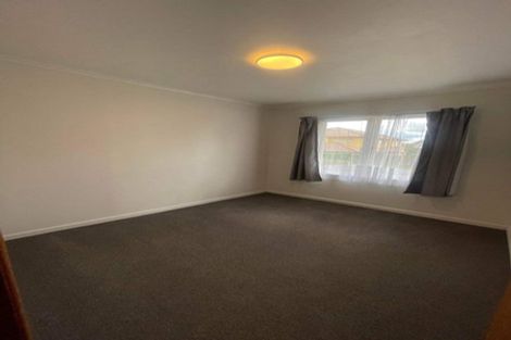 Photo of property in 80a Swanson Road, Henderson, Auckland, 0610