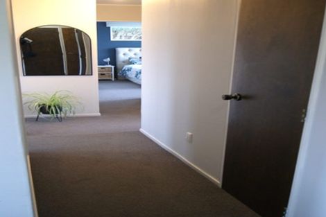 Photo of property in 78 Thurleigh Grove, Karori, Wellington, 6012