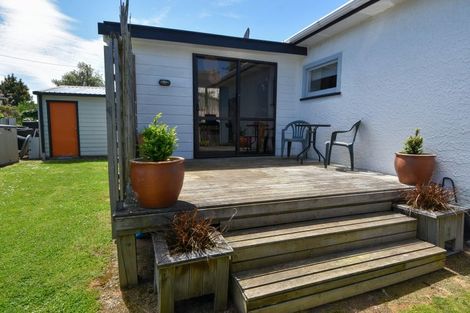 Photo of property in 242 High Street South, Carterton, 5713