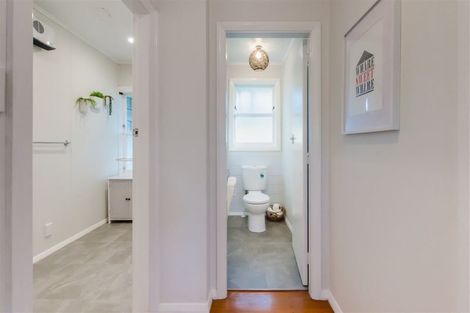 Photo of property in 45 Alexander Road, Raumati Beach, Paraparaumu, 5032