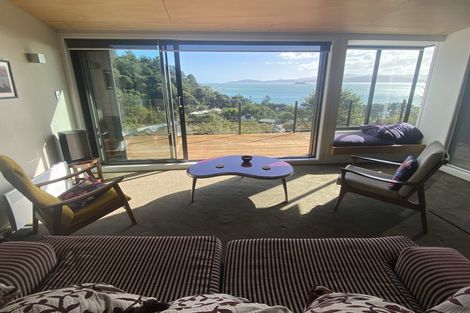 Photo of property in 25 Kotari Road, Days Bay, Lower Hutt, 5013
