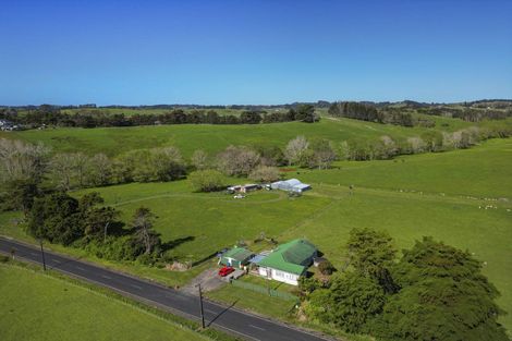 Photo of property in 219 Forestry Road, Waitoki, Kaukapakapa, 0871