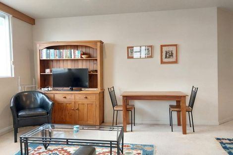 Photo of property in Regency Apartments, 5e/49 Manners Street, Te Aro, Wellington, 6011