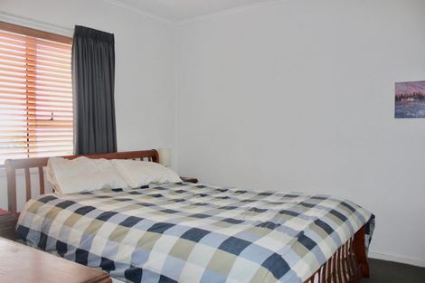 Photo of property in 5c Rosebank Road, Avondale, Auckland, 1026