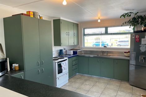Photo of property in 4 Sea View Road, Baylys Beach, Dargaville, 0377