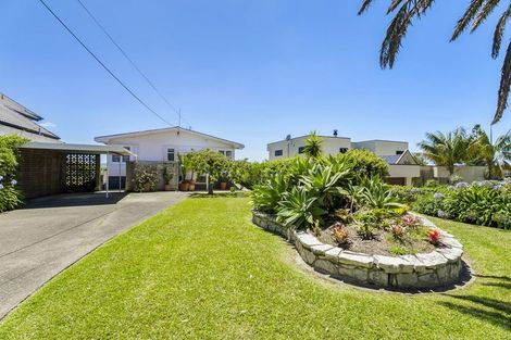 Photo of property in 30 Vipond Road, Stanmore Bay, Whangaparaoa, 0932