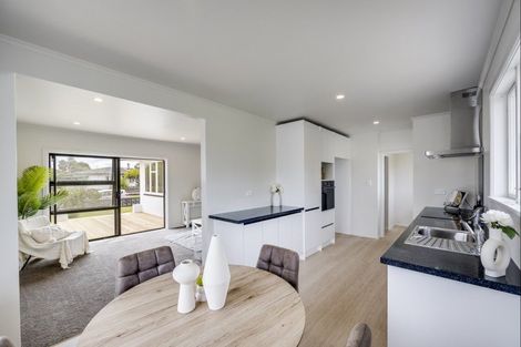 Photo of property in 11 Kelvin Road, Maraenui, Napier, 4110