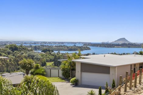 Photo of property in 27 Orion Drive, Welcome Bay, Tauranga, 3112