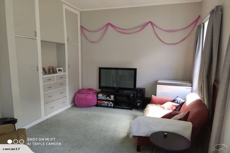 Photo of property in 50 Te Wharepouri Street, Berhampore, Wellington, 6023