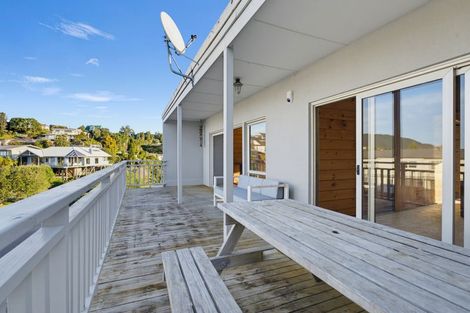 Photo of property in 4 Ridge Road, Tairua, 3508
