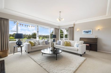 Photo of property in 4a Morrison Avenue, Narrow Neck, Auckland, 0624