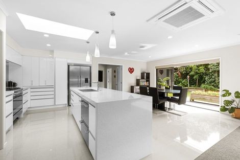 Photo of property in 12 Anderson Way, Highlands Park, New Plymouth, 4312