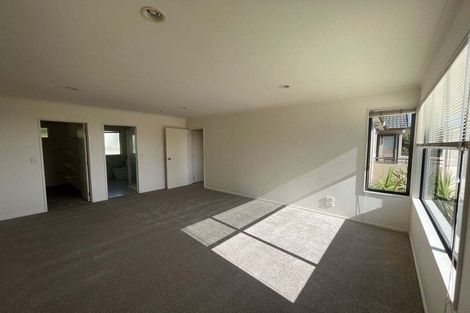 Photo of property in 66 Kate Sheppard Avenue, Torbay, Auckland, 0630
