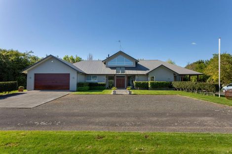 Photo of property in 239 Adelaide Road, Dannevirke, 4930