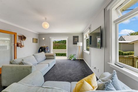 Photo of property in 41 Cumming Street, Okato, 4335