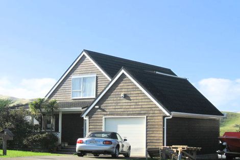 Photo of property in 14 Trispen Place, Camborne, Porirua, 5026