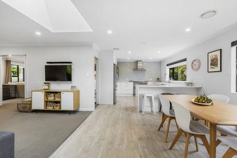 Photo of property in 11 Eclipse Lane, Whitby, Porirua, 5024