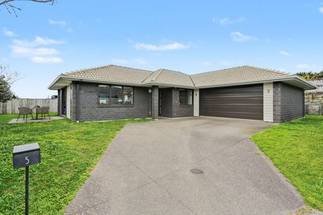 Photo of property in 5 Allen Way, Te Puke, 3119