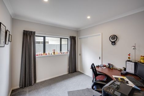 Photo of property in 2b Kauri Street, Taradale, Napier, 4112