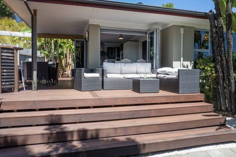 Photo of property in 11 Park Drive, Raglan, 3225