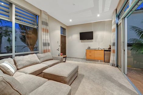 Photo of property in 32 Rue D' Amarres, Gulf Harbour, Whangaparaoa, 0930