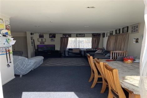 Photo of property in 2/53 Robert Skelton Place, Clendon Park, Auckland, 2103