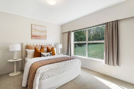 Photo of property in 2/74 Blakeborough Drive, Forrest Hill, Auckland, 0620