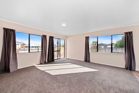 Photo of property in 4g Kimber Grove, Papamoa Beach, Papamoa, 3118