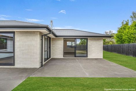 Photo of property in 1 Roach Lane, Amberley, 7481