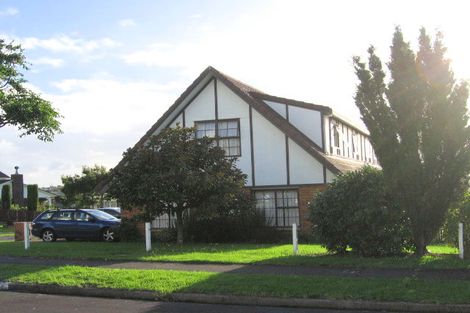 Photo of property in 2 Majesty Place, Farm Cove, Auckland, 2012