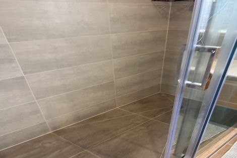 Photo of property in 50a Weldene Avenue, Glenfield, Auckland, 0629