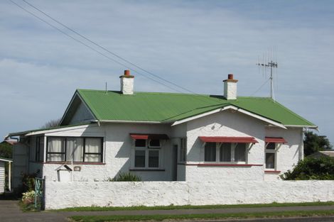 Photo of property in 77 Cornfoot Street, Castlecliff, Whanganui, 4501