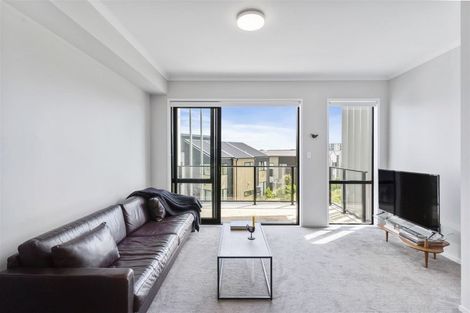 Photo of property in 2/48 Nugget Avenue, Hobsonville, Auckland, 0616