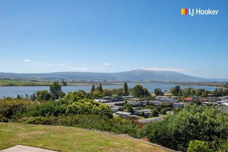 Photo of property in 21a Castle Street, Waihola, Milton, 9073