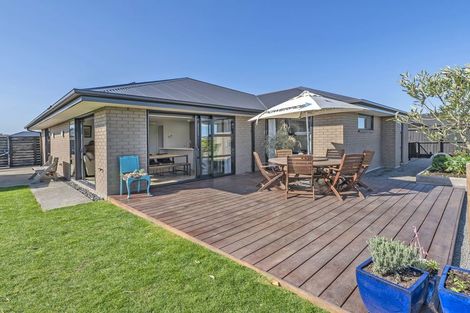 Photo of property in 15 Chimango Place, Rolleston, 7615