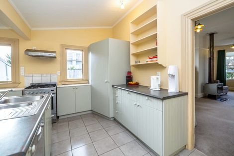 Photo of property in 24 Wyndham Street, Carterton, 5713