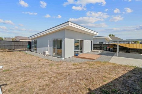 Photo of property in 9a Cuffs Road, Wainoni, Christchurch, 8061