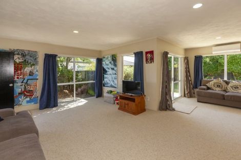 Photo of property in 4c Cedar Drive, Paraparaumu Beach, Paraparaumu, 5032